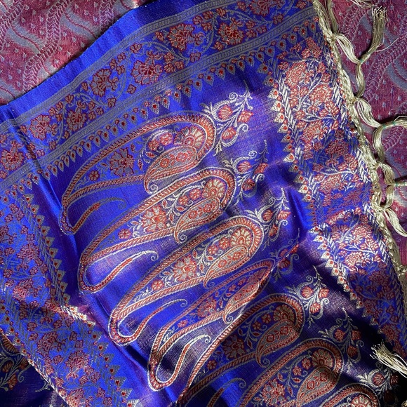 Silk shawl - Picture 2 of 4